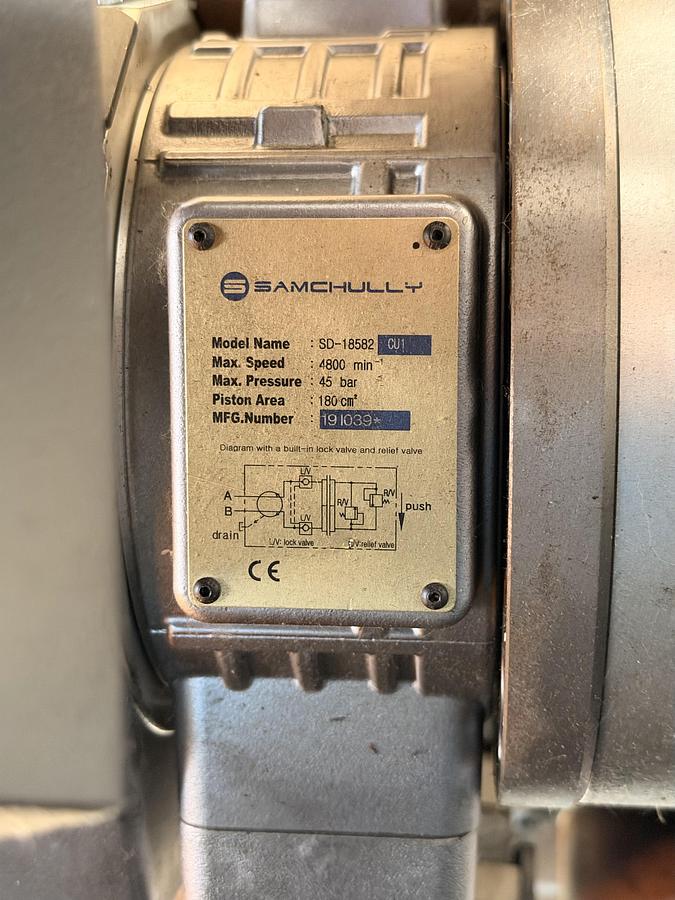 As new Sistema di Serraggio Idraulico SAMCHULLY SD 18582 CU1 con MH 210V1