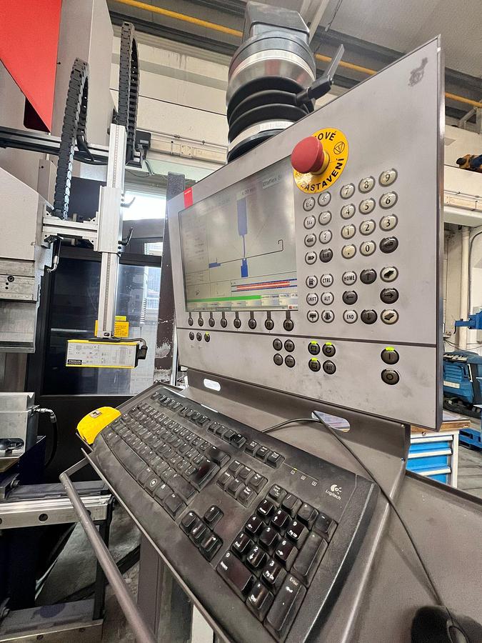 Installata Pressa Piegatrice Cnc BYSTRONIC XPERT 400 x 6200