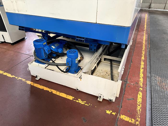 Usato Centro di Lavoro Verticale DAEWOO MYNX 500