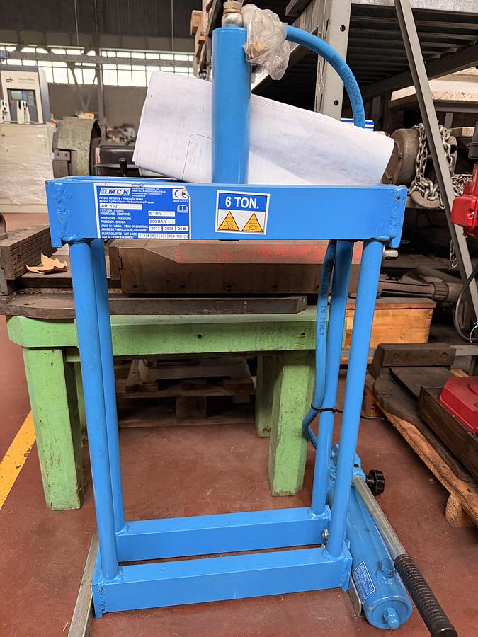 Pressa Oleodinamica ad Arco OMCN Art. 152