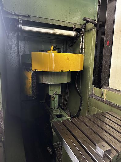 Ottime Centro di Lavoro a 5 Assi CB FERRARI B18 - E520D