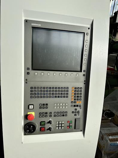 Ottime 2001 BRIDGEPORT VMC 800 22 XP