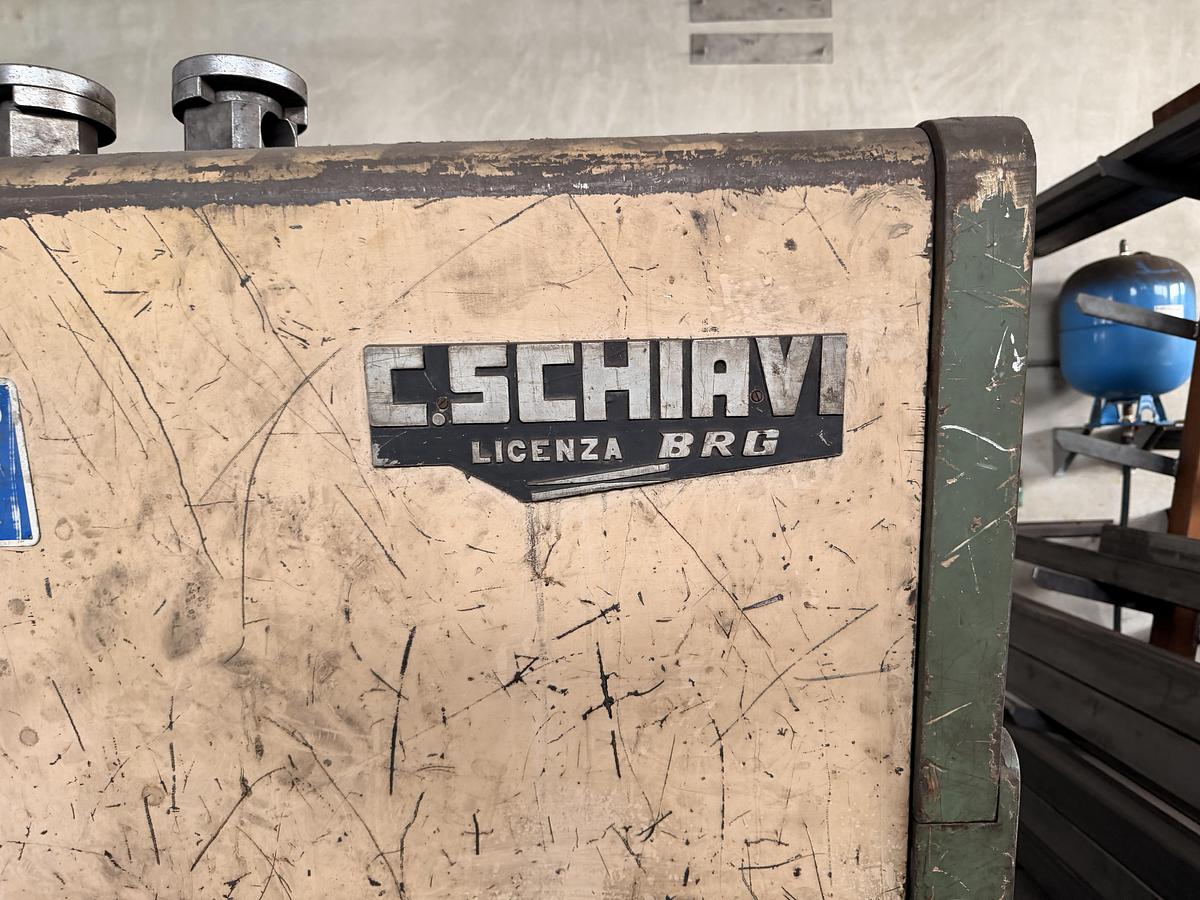 Usato SCHIAVI 3000 x 8