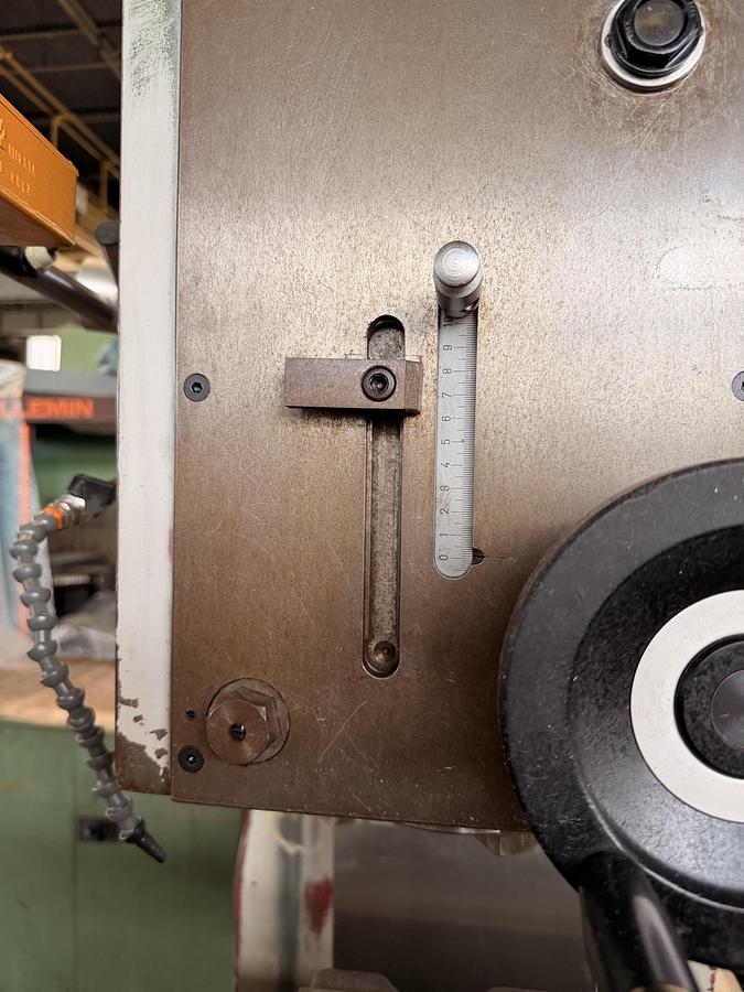 Buone Fresatrice Verticale NOVAR 1500 V