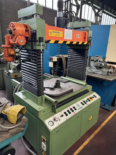 Ottime 1995 MILLUTENSIL BV 25