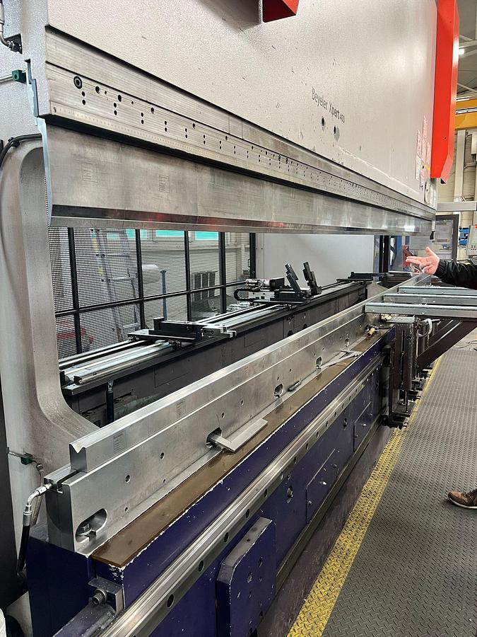 Installata Pressa Piegatrice Cnc BYSTRONIC XPERT 400 x 6200