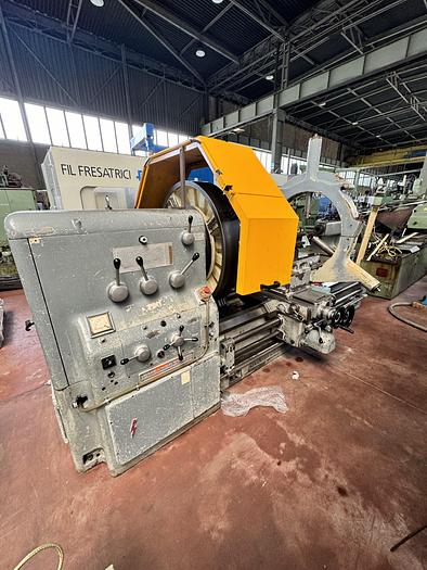 Buone Tornio Parallelo Semifrontale LOMBARDO SF 1300