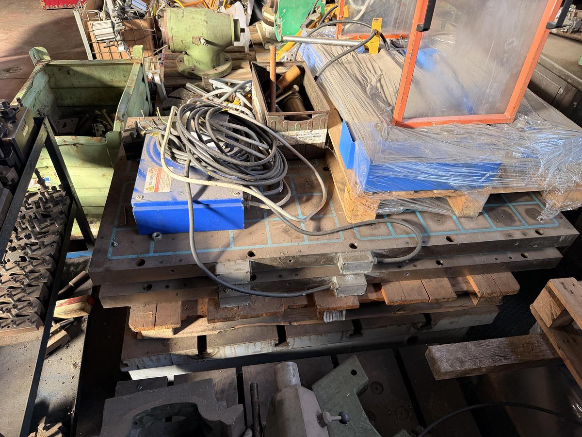 Usato Coppia di Piani Magnetici SCHUNK 1460 x 800