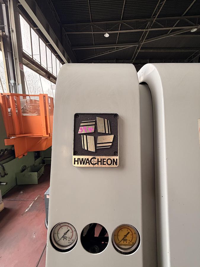 Buone Tornio Cnc HWACHEON Hi-ECO21HS