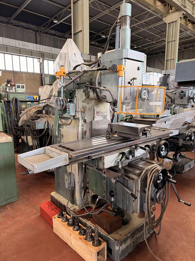 Buone Fresatrice Verticale NOVAR 1500 V