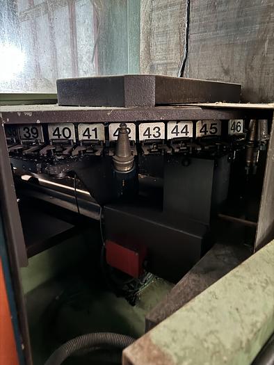 Usato Centro di lavoro verticale Willemin W 400