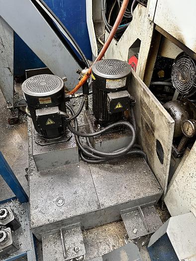 Installata Centro di Tornitura Multiasse HYUNDAI KIA SKT 250 TTSY / 18ITB