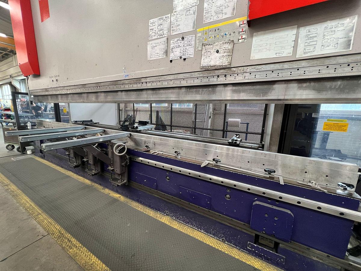Installata Pressa Piegatrice Cnc BYSTRONIC XPERT 400 x 6200