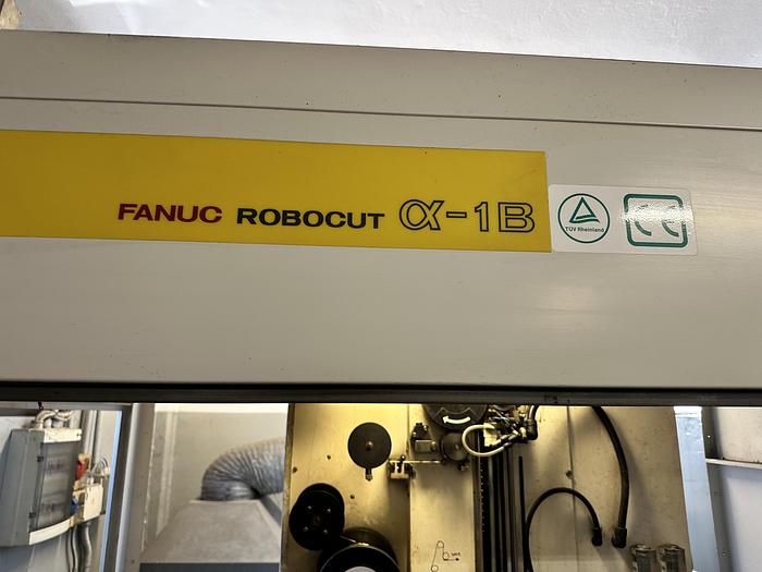Installata Elettroerosione a Filo Cnc FANUC ROBOCUT ALPHA-1B