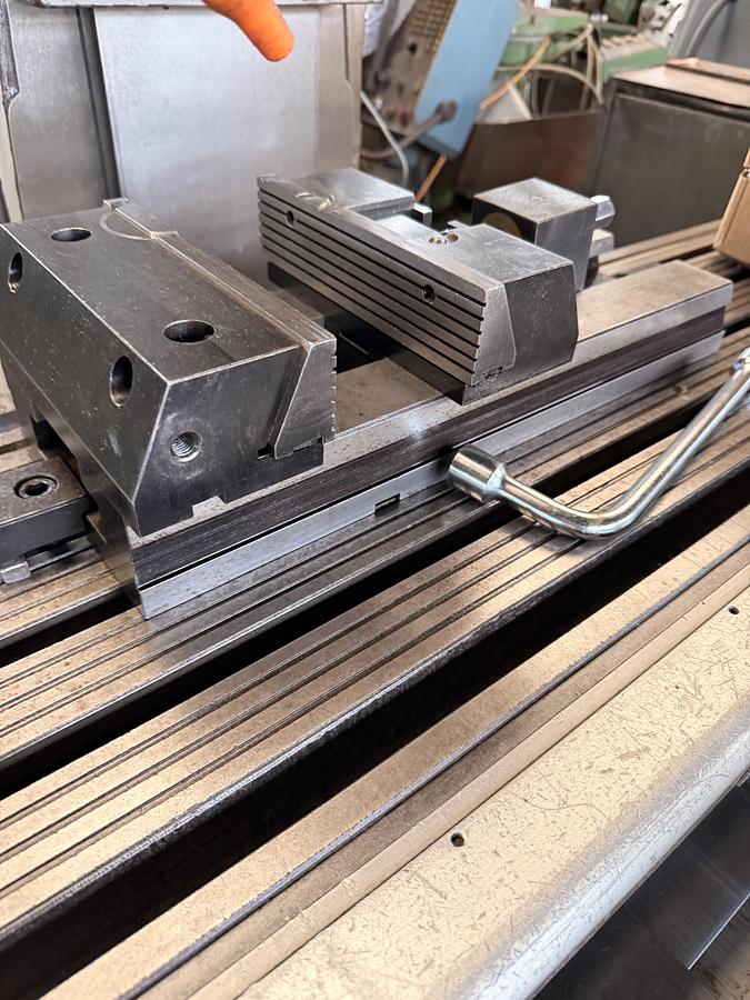 Buone Fresatrice Universale