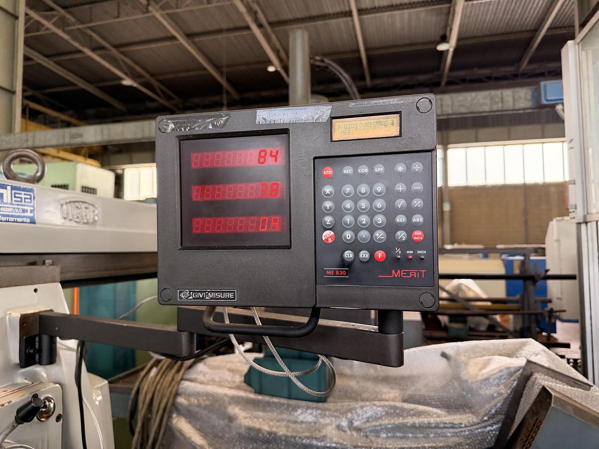 Usato Fresatrice Universale