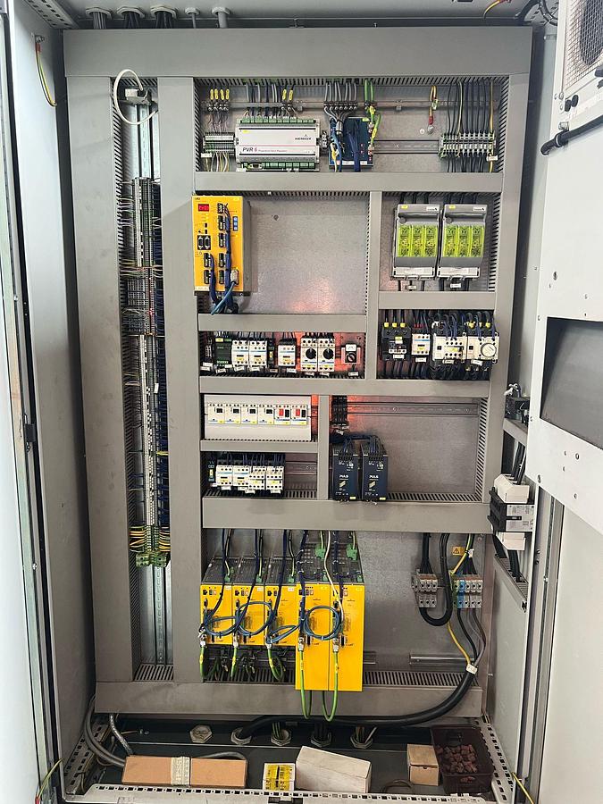 Installata Pressa Piegatrice Cnc BYSTRONIC XPERT 400 x 6200