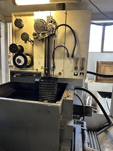 Installata Elettroerosione a Filo Cnc FANUC ROBOCUT ALPHA-1B