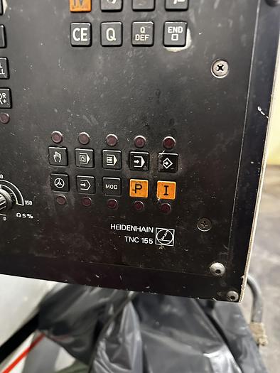 Installata 1988 BRIDGEPORT INTERACT 520 V