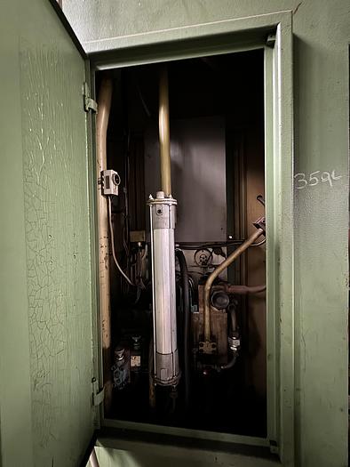 Da sistemare Pressa oleodinamica a collo di cigno CAVENAGHI & RIDOLFI