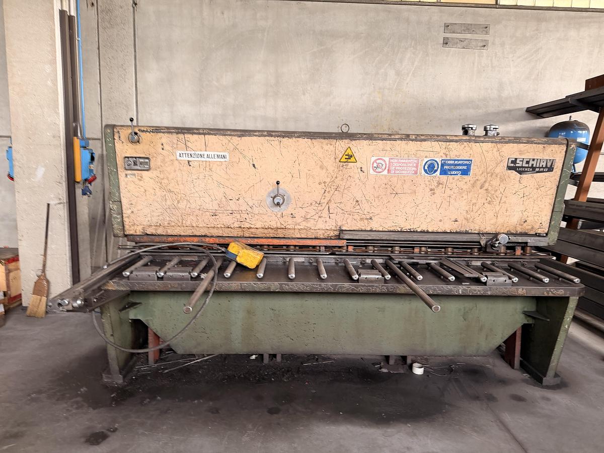 Usato SCHIAVI 3000 x 8