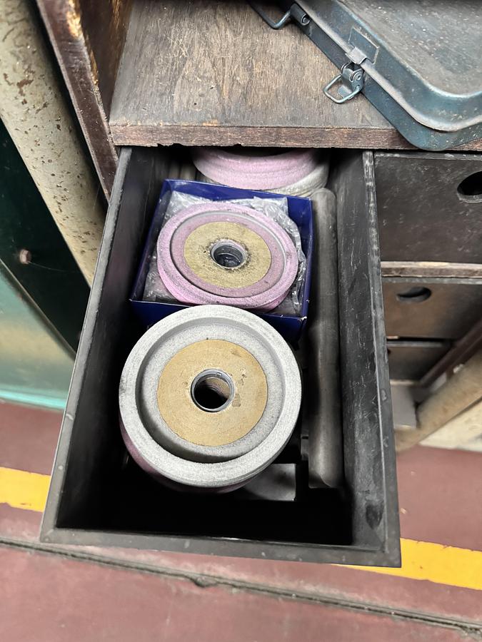 Ottime Affilatrice per Bulini MICHAEL KAMPF S/4-417