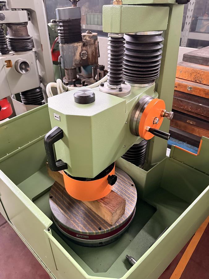 As new Lapidello a Mano LTF 662