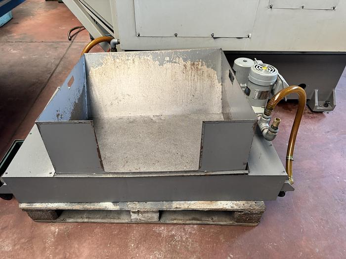 Buone Centro di Lavoro Verticale con Rotopallet BROTHER TC-324