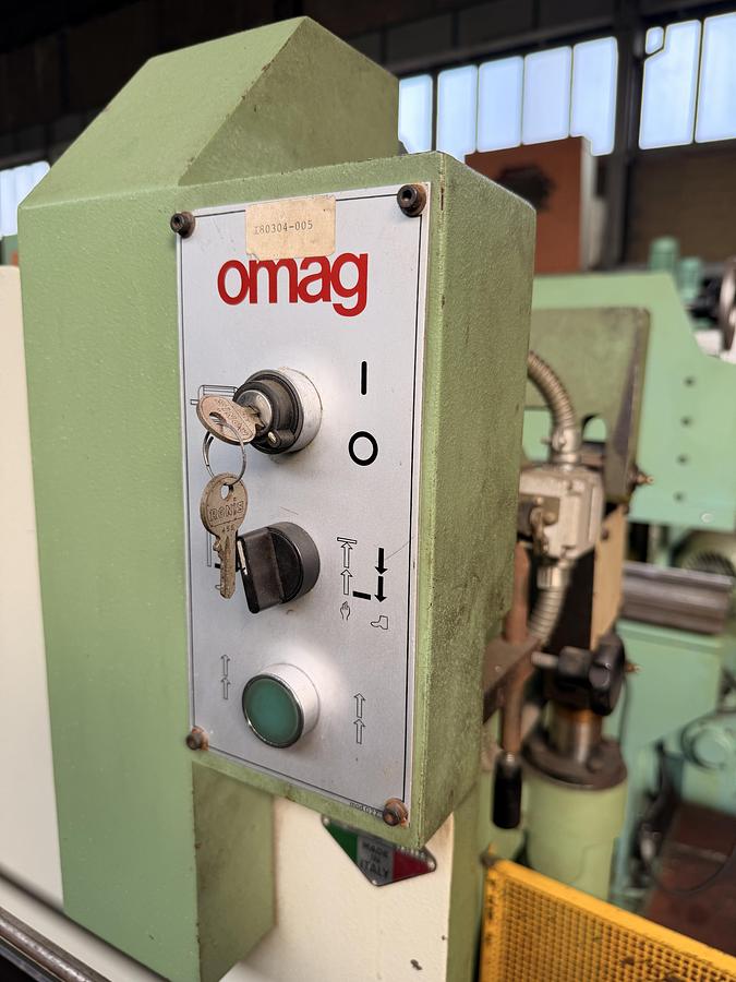 Usato Pressa Piegatrice Oleodinamica OMAG