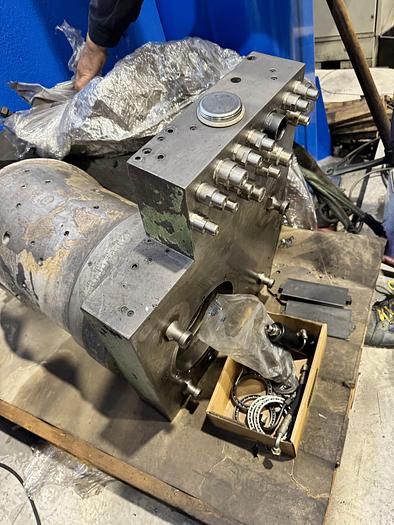 Installata Fresatrice a Montante Mobile Cnc FIL FCM 1500