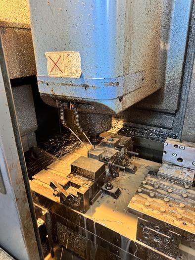 Buone Centro di Lavoro Verticale MAZAK VTC-20C