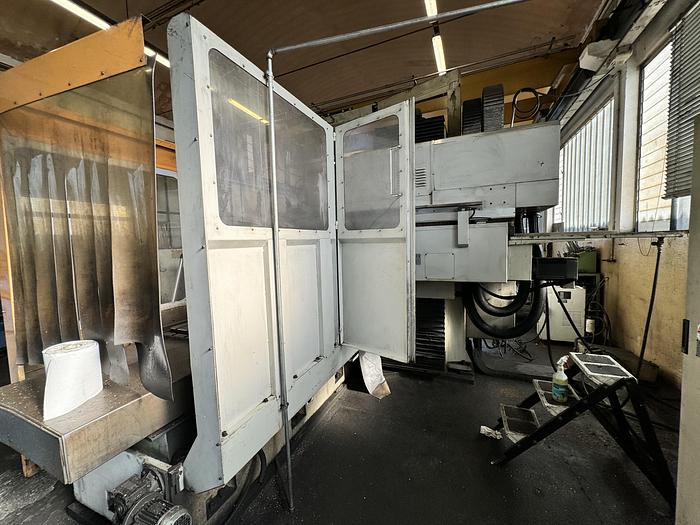 Installata Fresa a Banco Fisso GLOBE TRADE U 2600 CNC