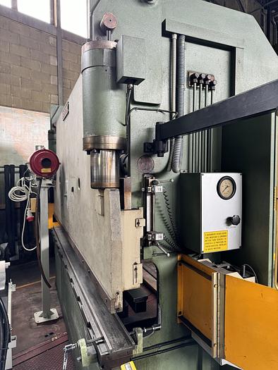 Buone Pressa Piegatrice Oleodinamica BARIOLA PBI 90/30