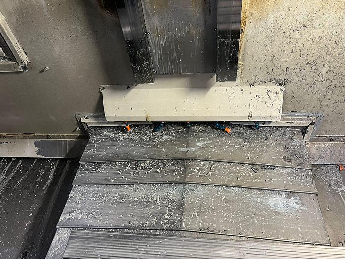 Ottime Centro di Lavoro Verticale BRIDGEPORT VMC 1000 30