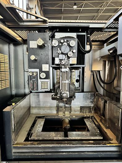 Installata Elettroerosione a Filo Cnc SODICK AQ535L