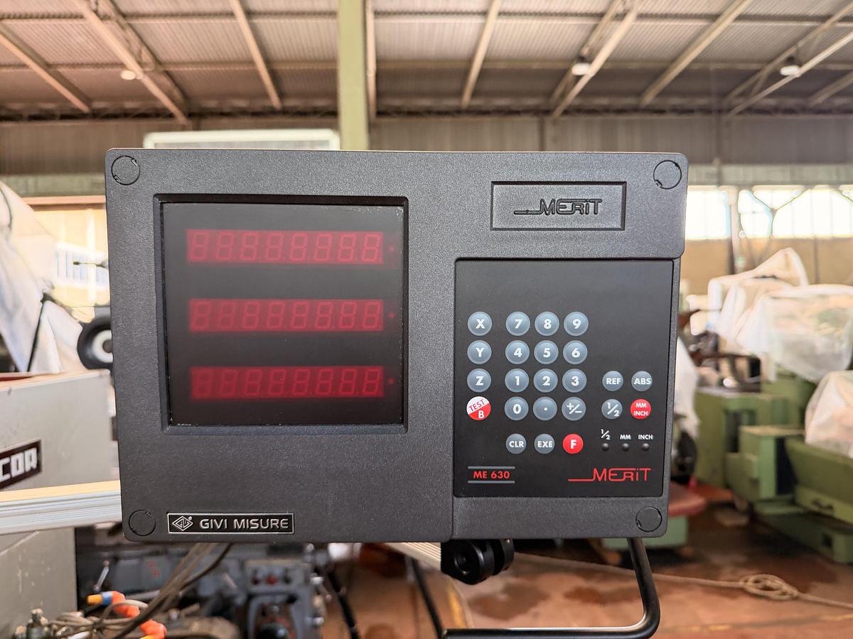Ottime Fresatrice a Torretta ALCOR F10AOC