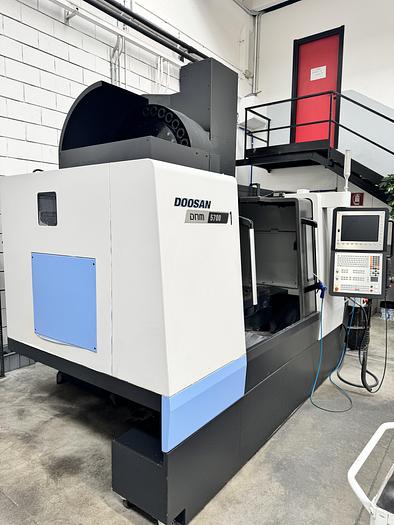 As new Centro di Lavoro Verticale DOOSAN DNM 5700