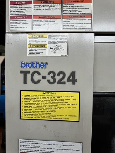 Buone Centro di Lavoro Verticale con Rotopallet BROTHER TC-324