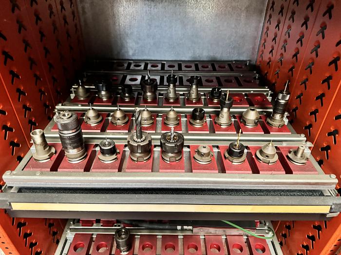 Usato Centro di lavoro verticale Willemin W 400