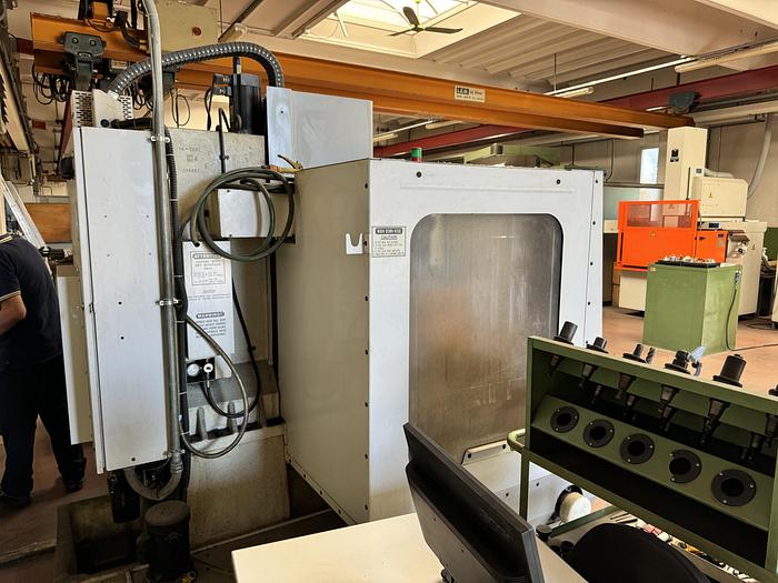 Ottime Centro di Lavoro Verticale MIKRON HAAS VCE 500