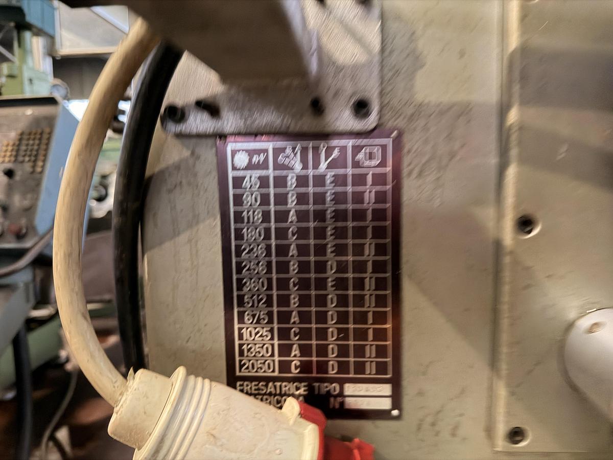 Ottime Fresatrice a Torretta ALCOR F10AOC