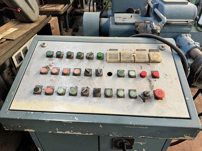 Da sistemare Rettifica Senza Centri MAGNAGHI