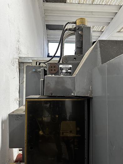 Installata 1988 BRIDGEPORT INTERACT 520 V