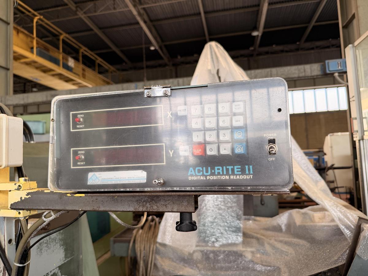 Buone Fresatrice Verticale NOVAR 1500 V