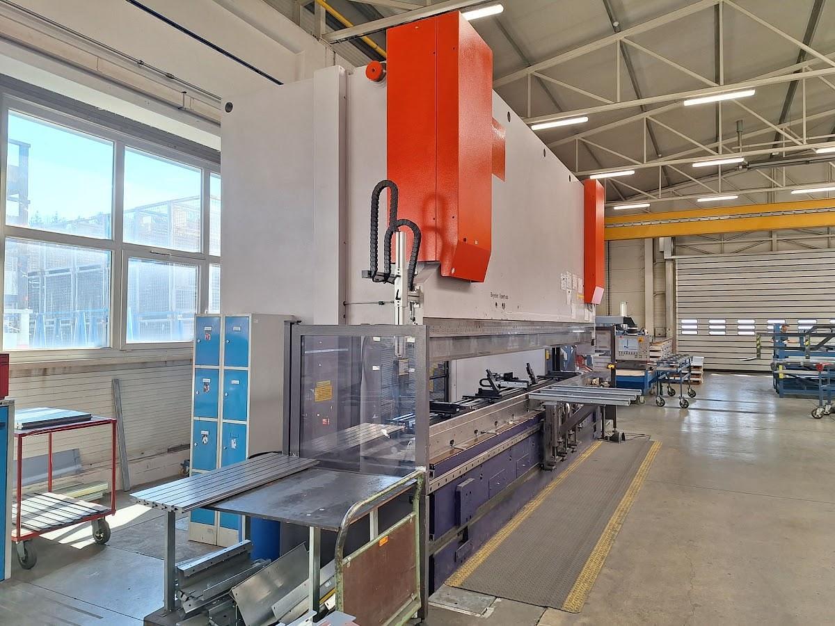 Installata Pressa Piegatrice Cnc BYSTRONIC XPERT 400 x 6200