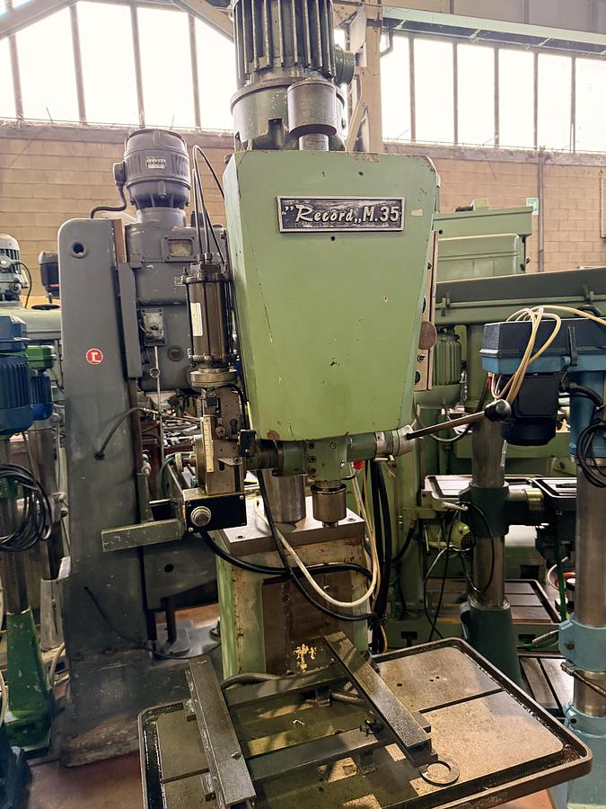 Usato Maschiatrice a colonna RECORD M 35