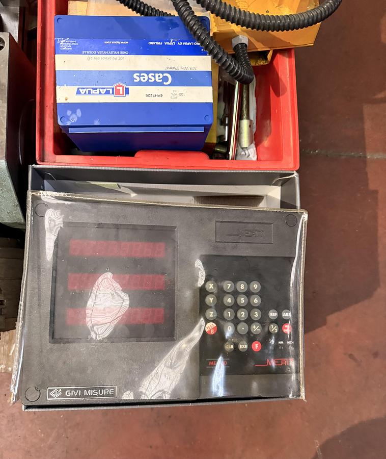 Ottime Fresatrice a Torretta ALCOR F10AOC