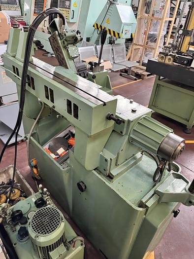 As new Tornio Automatico Revolver IMAMI R 28