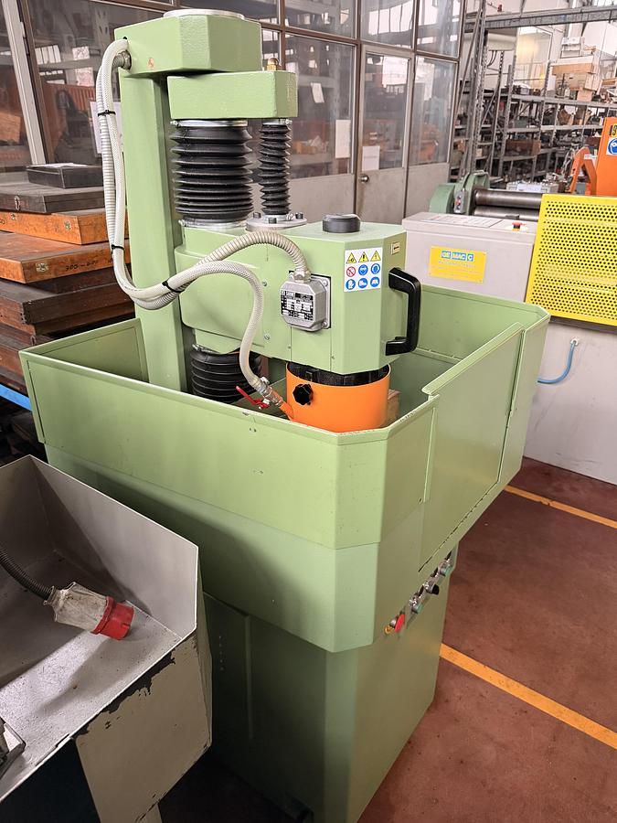 As new Lapidello a Mano LTF 662