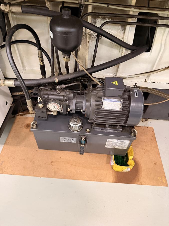 Buone Tornio Cnc HWACHEON HI-TECH 700 CNC